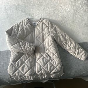 Old Navy lightweight collarless puffer jacket - natural/beige size L